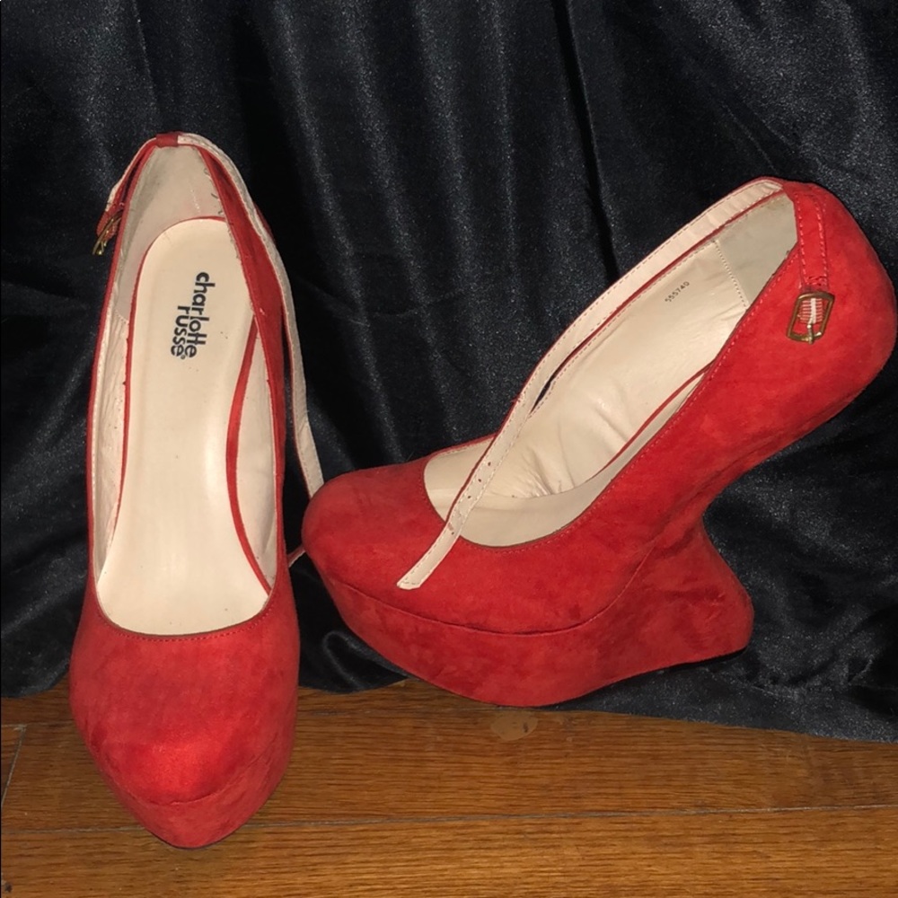 Used inverted suede heels